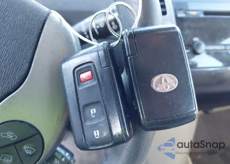 2009 Toyota Prius z USA, uszkodzony, nr VIN JTDKB20U597882644